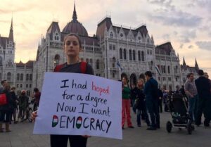 Korruptsioon või konservatism: CEU ja Ungari poliitika