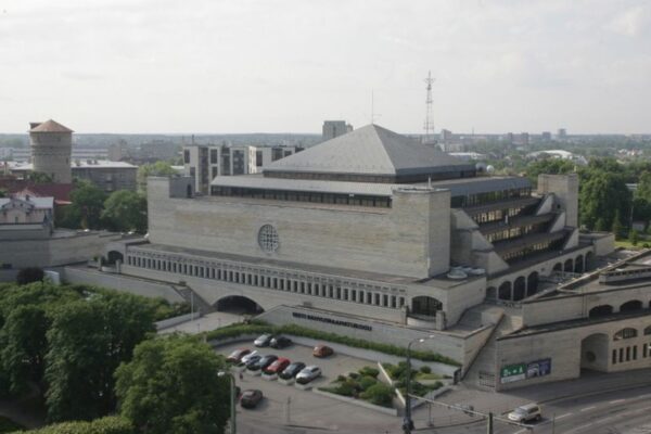 Teatriblogi! “Sirgu Eesti”, teine vaatepunkt