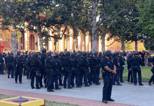 Vikerkaare podcast 33: Gustav Kalm Gazast, protestidest ja antisemitismist